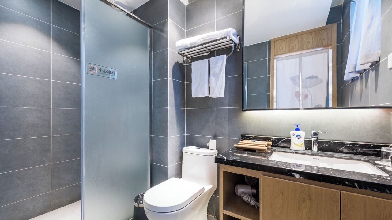 Photo of Bathroom in Dujiangyan