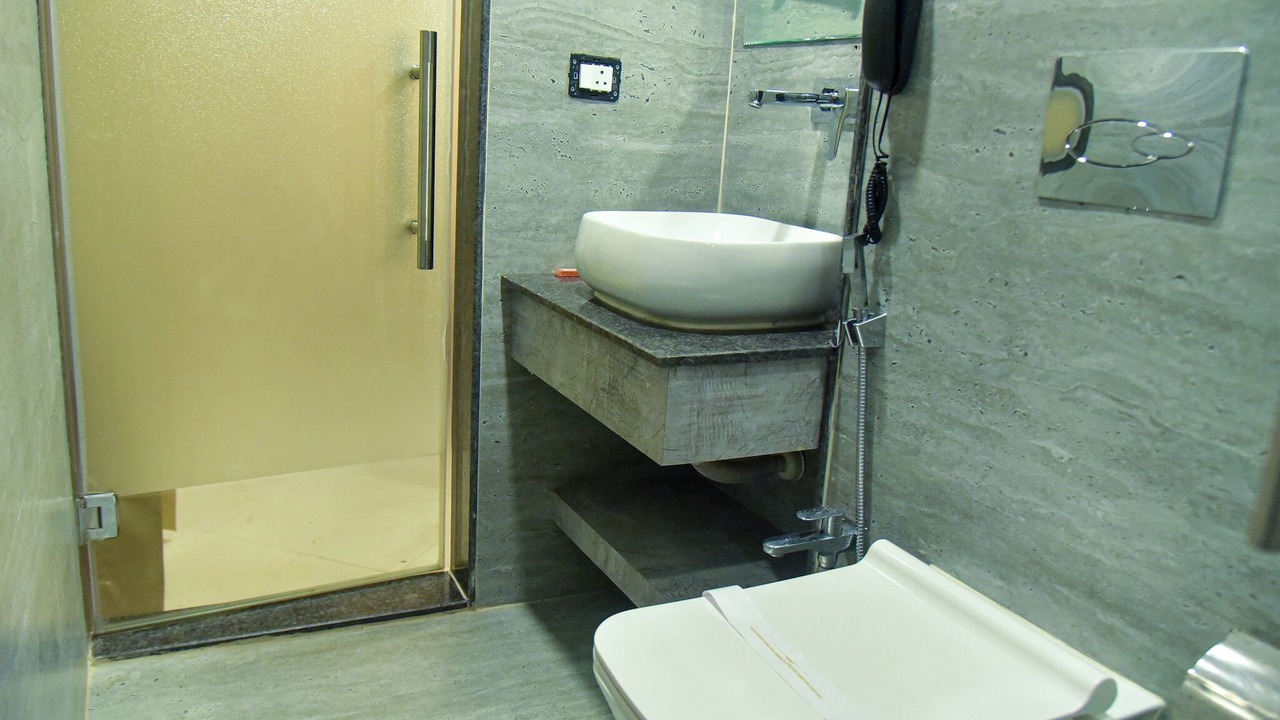 Photo of Bathroom in Sualkuchi