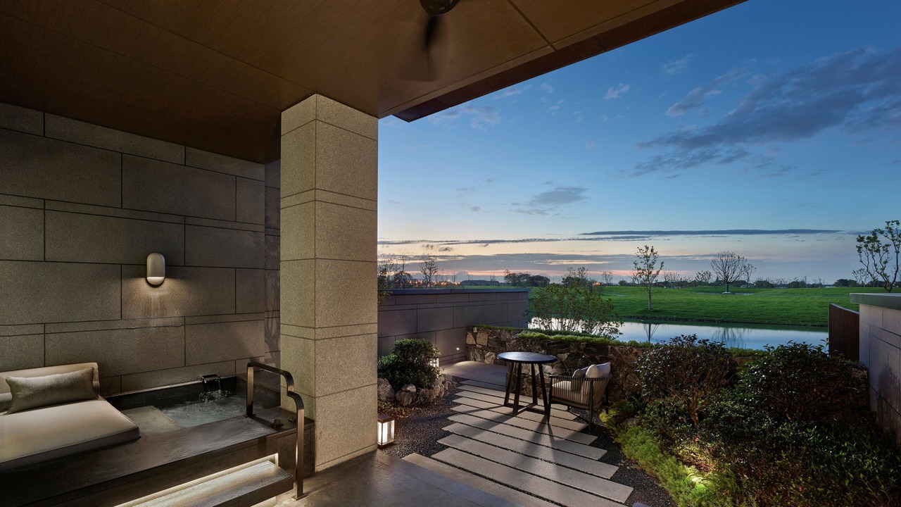 Photo of Patio Balcony in Xiang Cheng District