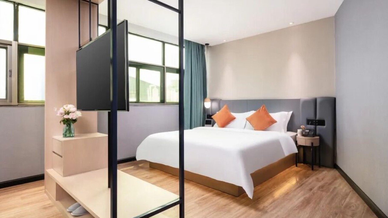 Photo of Bedroom in Buji