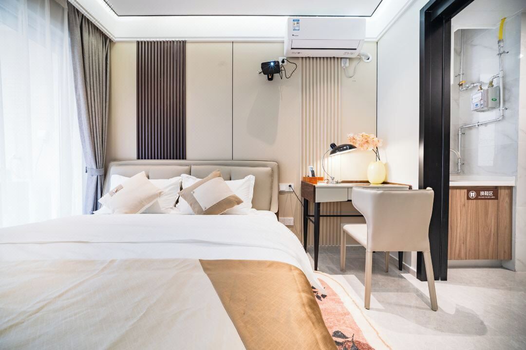 Photo of Bedroom in Central Business District