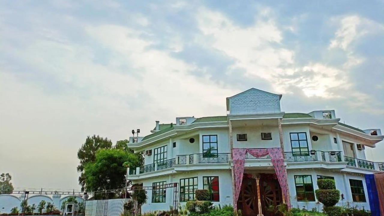 Photo of Outdoor in Meerut