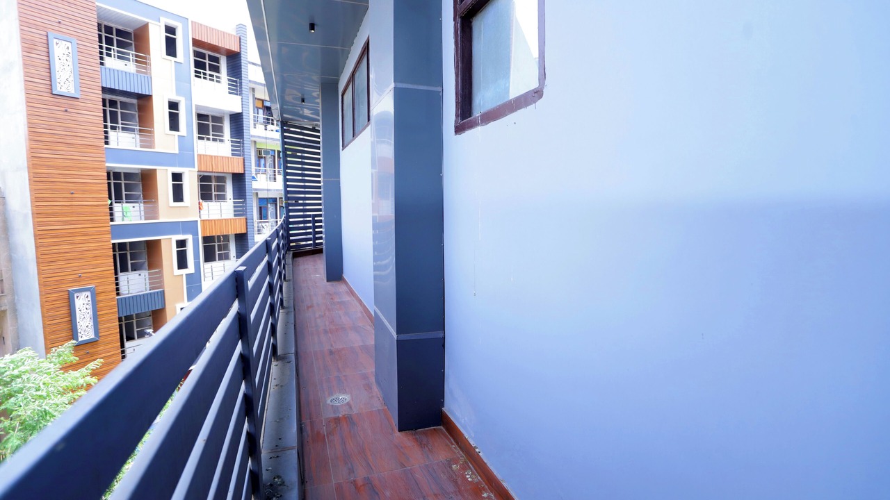 Photo of Patio Balcony in Sector 70
