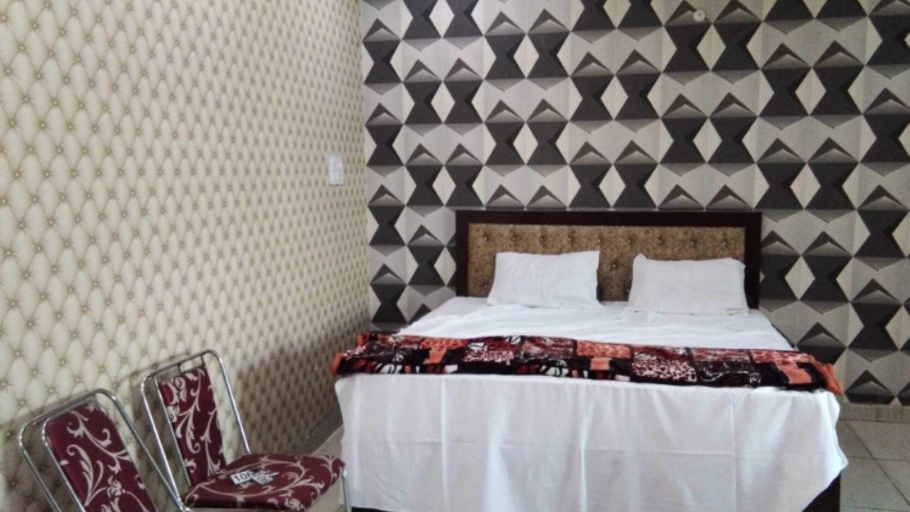 Photo of Bedroom in Hapur