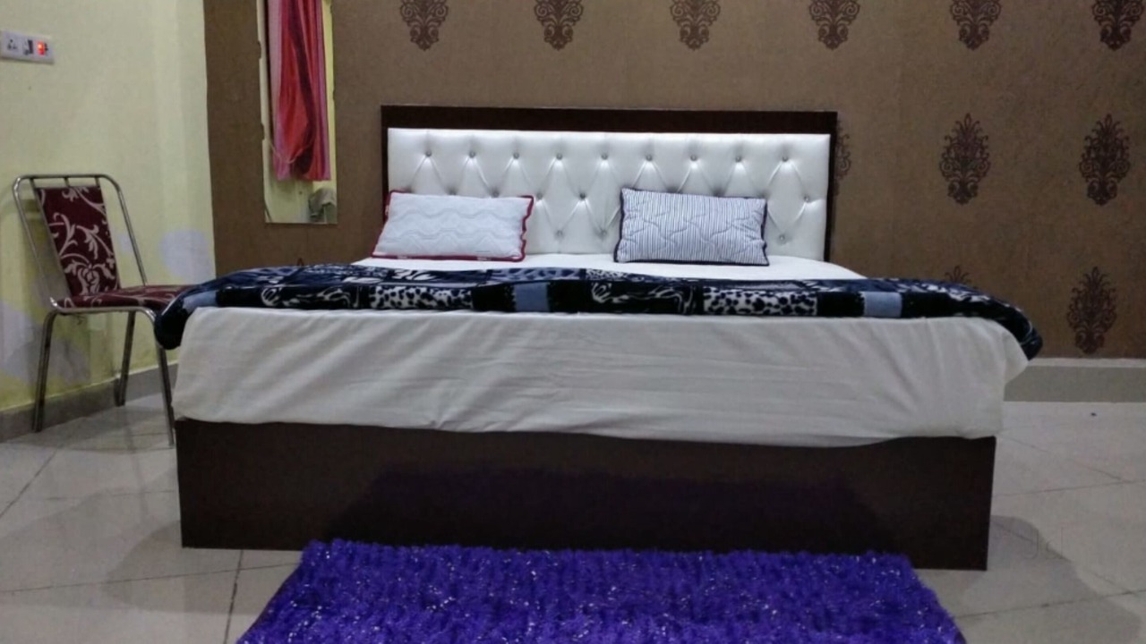 Photo of Bedroom in Hapur