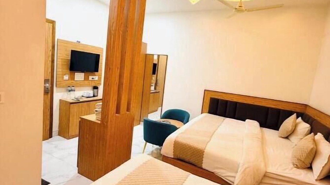 Photo of Bedroom in Barsana