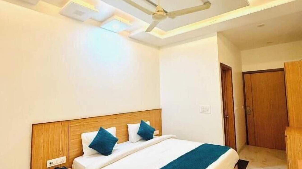 Photo of Bedroom in Barsana