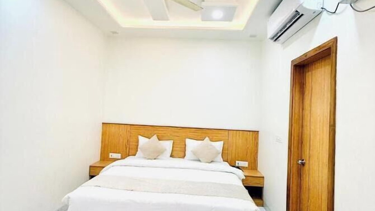 Photo of Bedroom in Barsana
