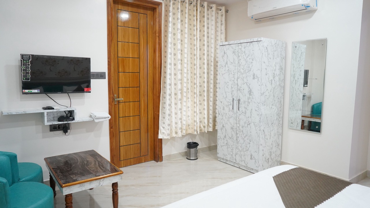 Photo of Bedroom in Gomti Nagar