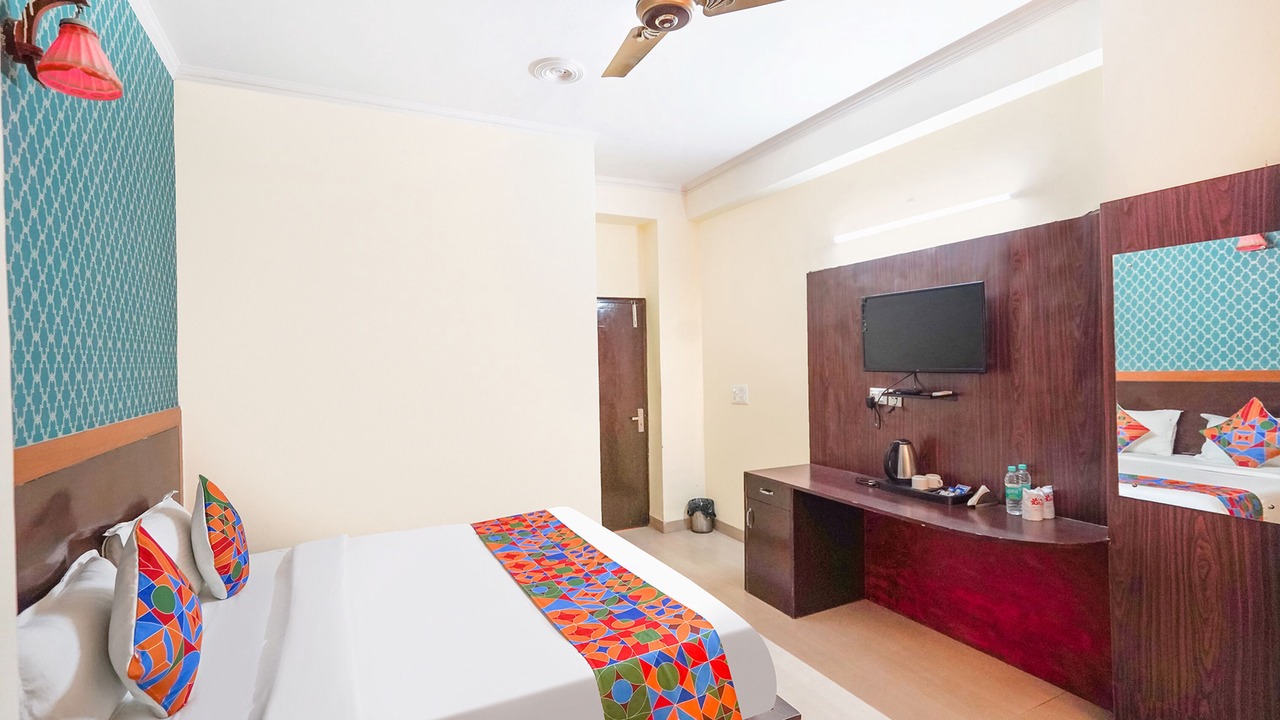 Photo of Bedroom in Sector 62