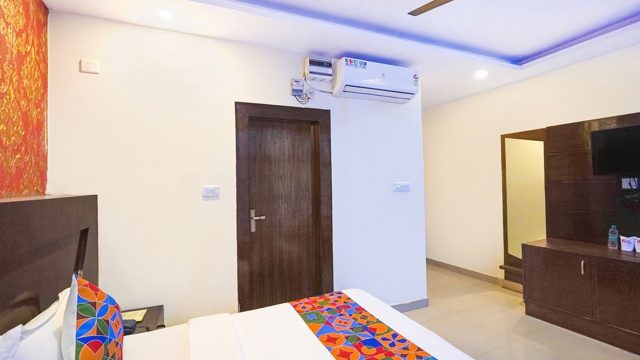 Photo of Bedroom in Sector 62