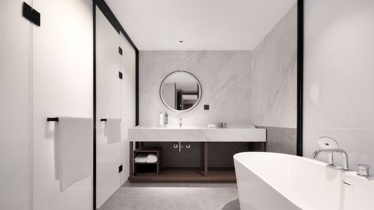 Photo of Bathroom in She County