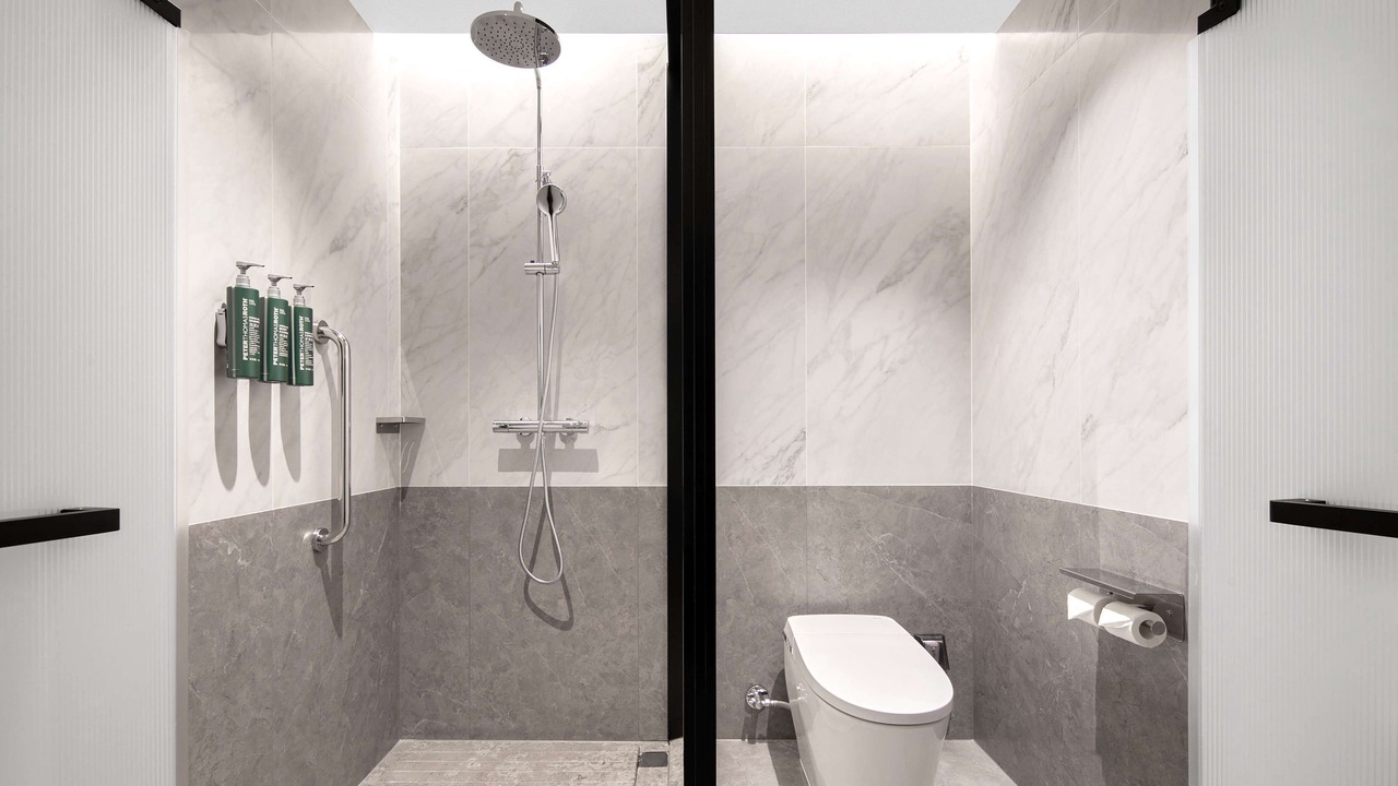 Photo of Bathroom in She County