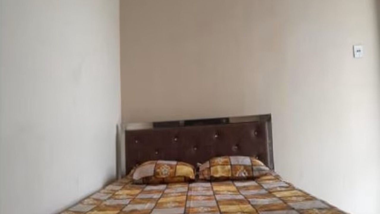 Photo of Bedroom in Hapur