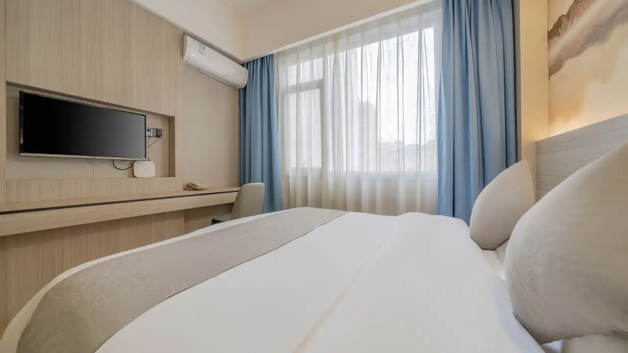 Photo of Bedroom in Cenxi