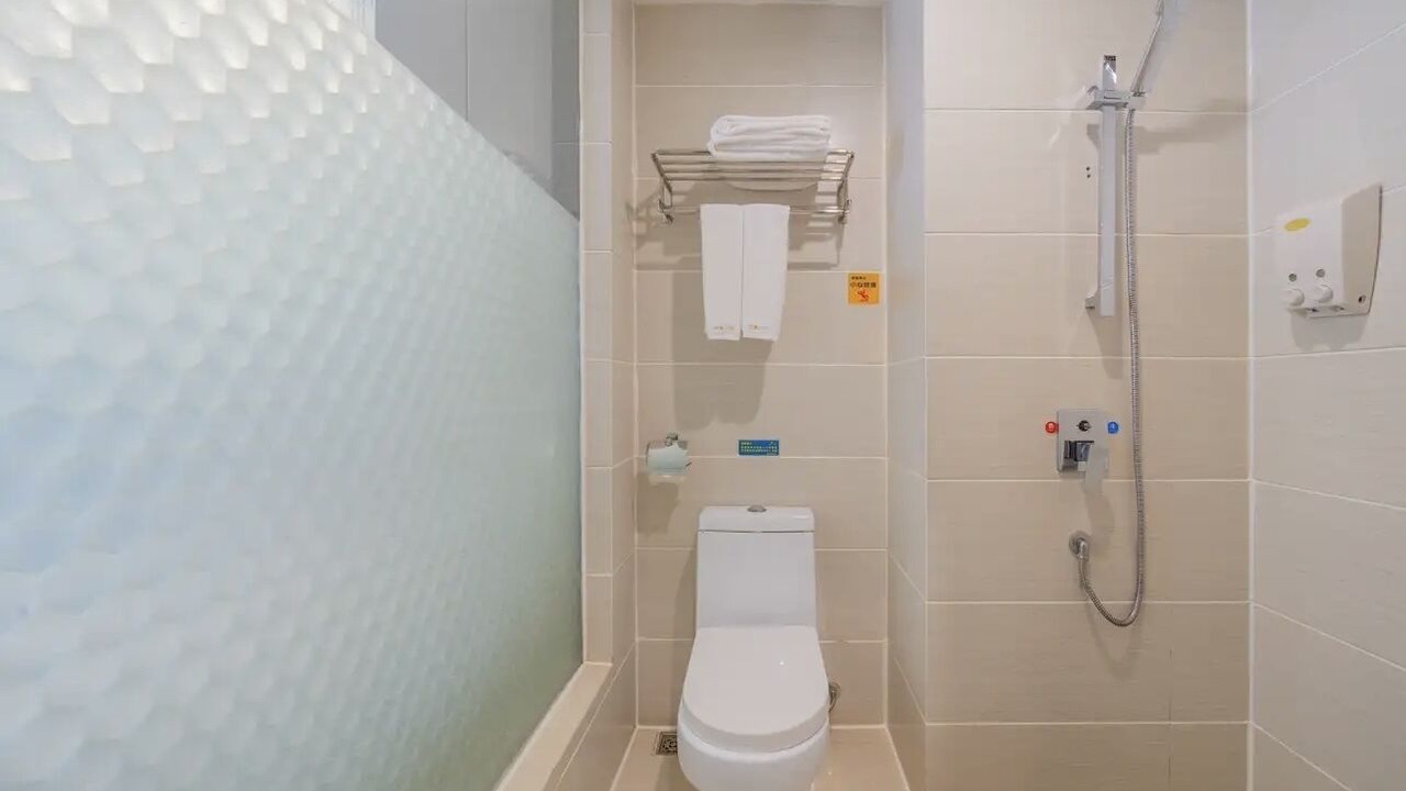 Photo of Bathroom in Cenxi