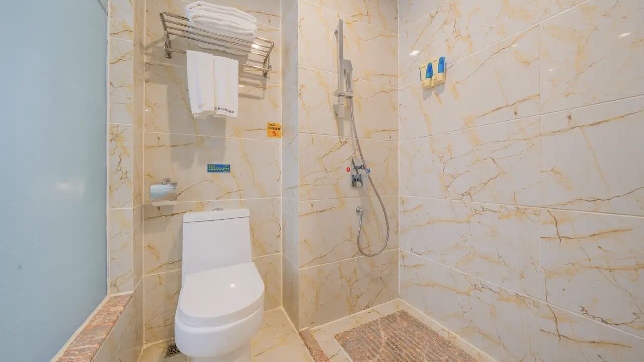 Photo of Bathroom in Cenxi