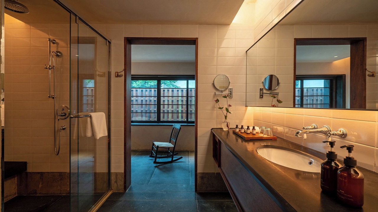 Photo of Bathroom in Xihu