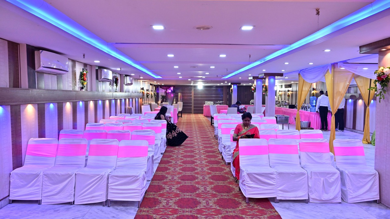 Photo of Outdoor in Charbagh