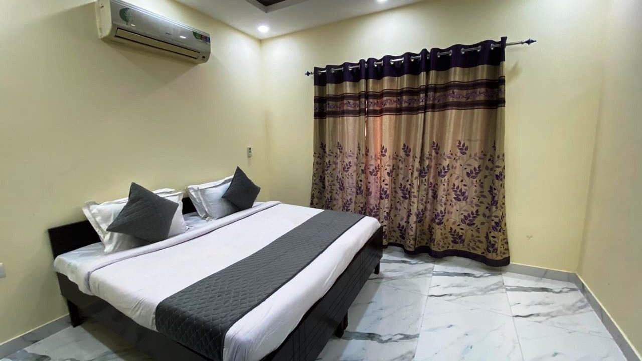 Photo of Bedroom in Noida