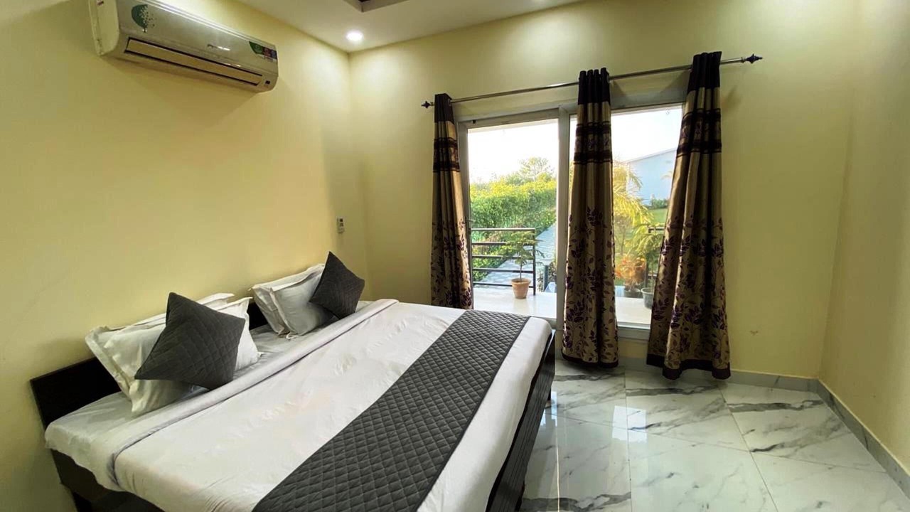Photo of Bedroom in Noida