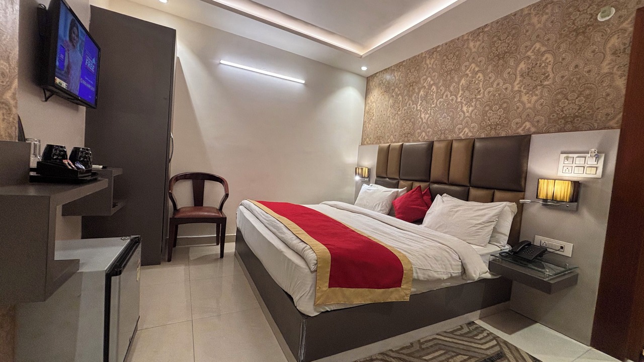 Photo of Bedroom in Bareilly