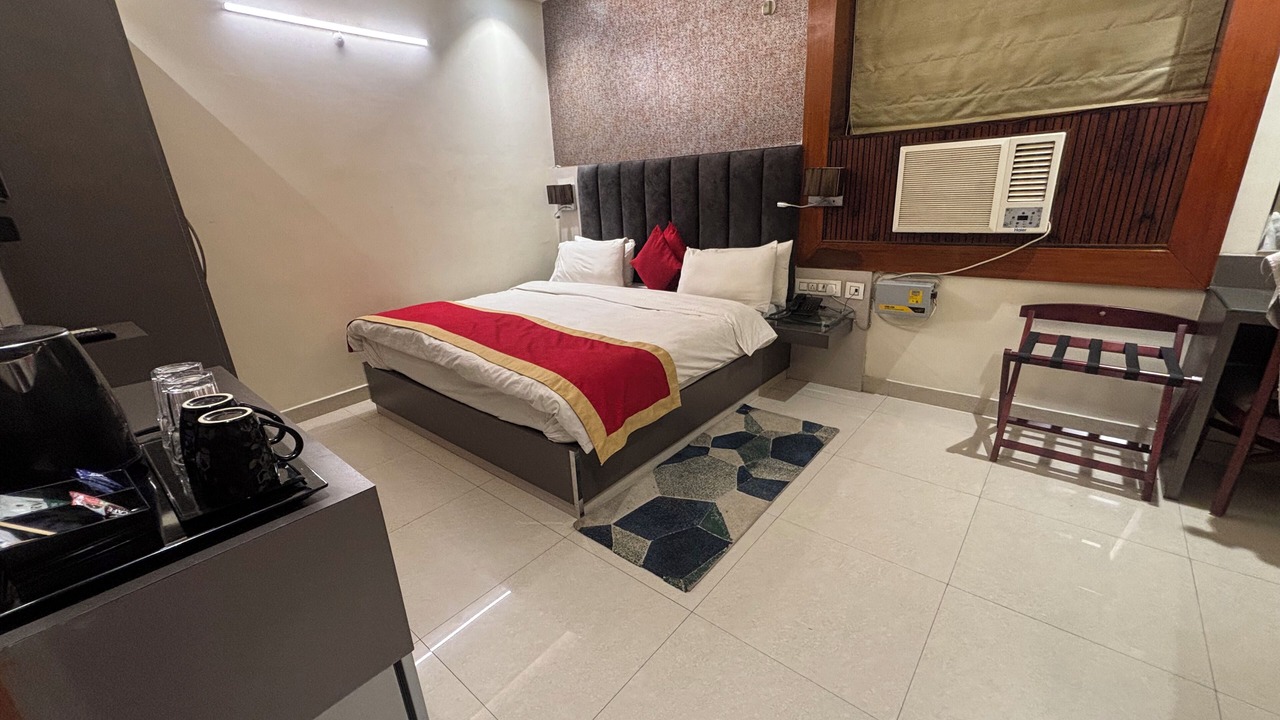 Photo of Bedroom in Bareilly
