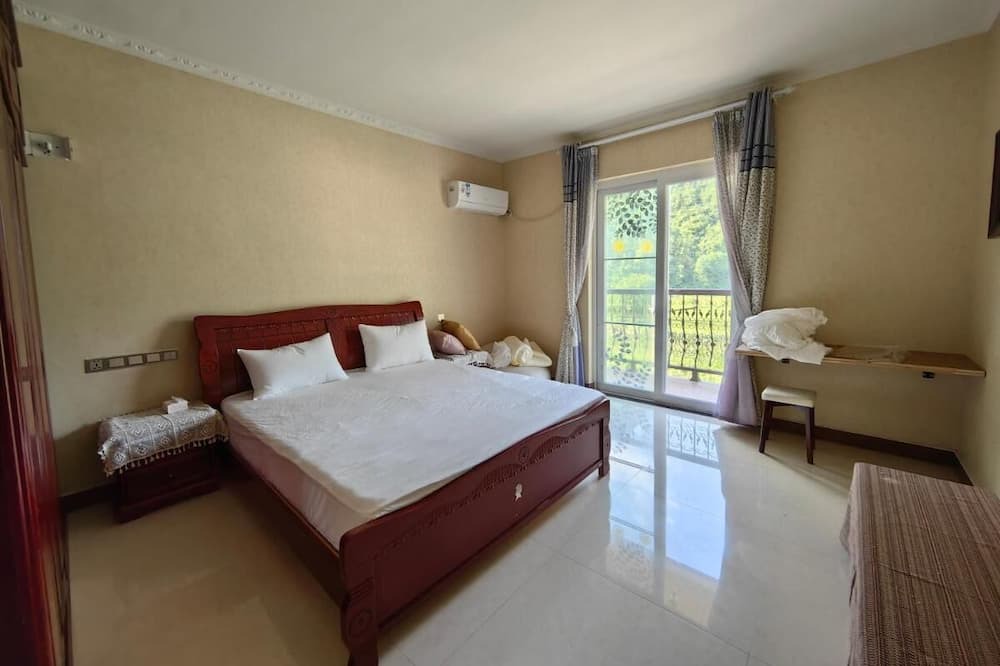 Photo of Bedroom in Enshi