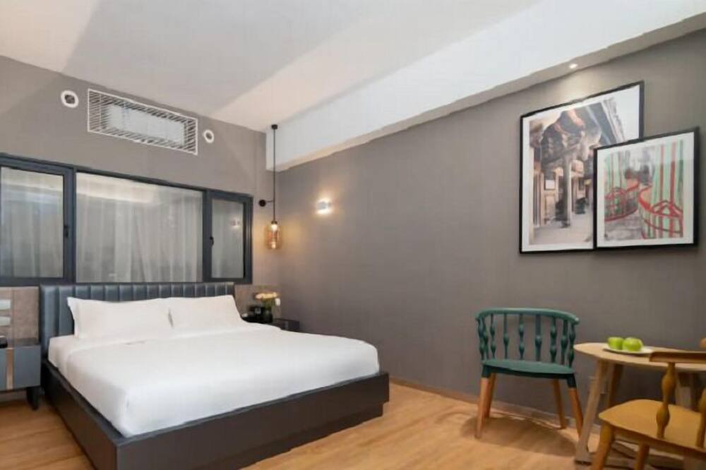 Photo of Bedroom in Jinping Qu