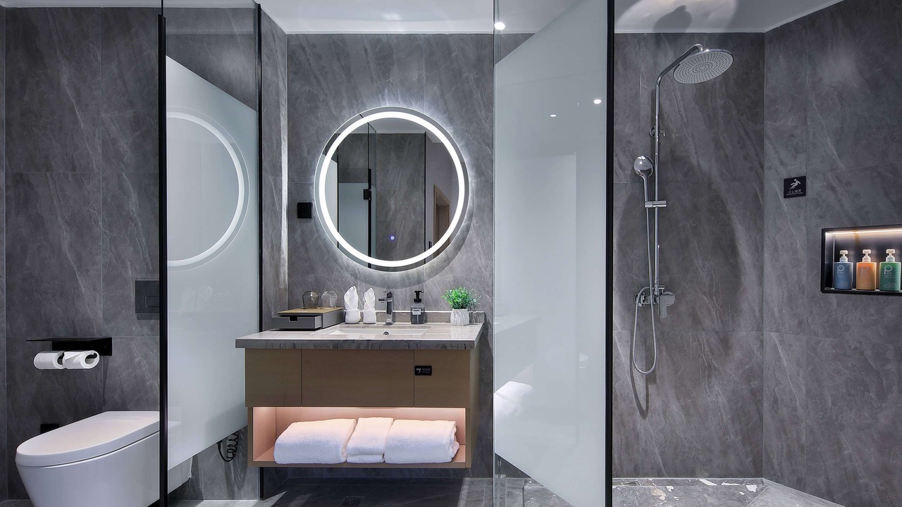 Photo of Bathroom in Yue Lu