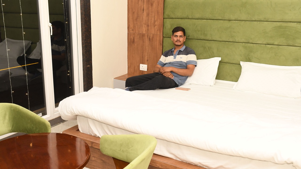 Photo of Bedroom in Govardhan