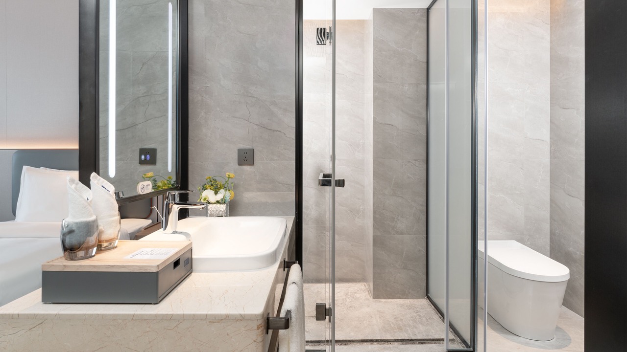 Photo of Bathroom in Yue Lu