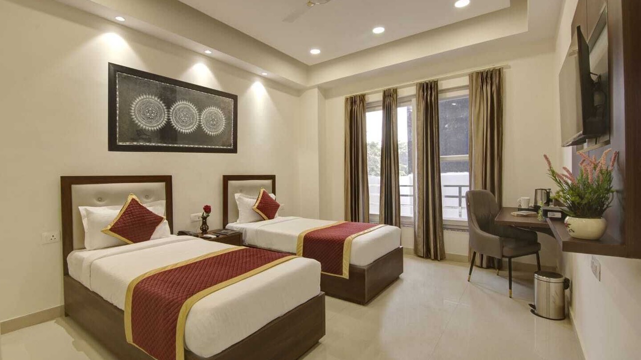 Photo of Bedroom in Sector 70