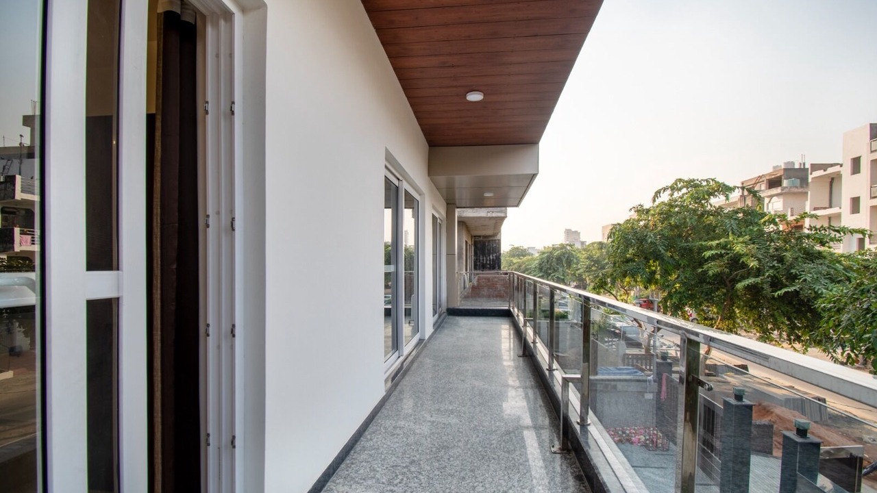 Photo of Patio Balcony in Sector 70
