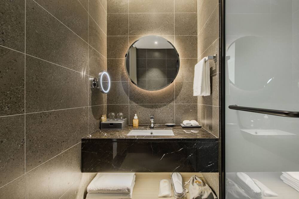Photo of Bathroom in Deqing County