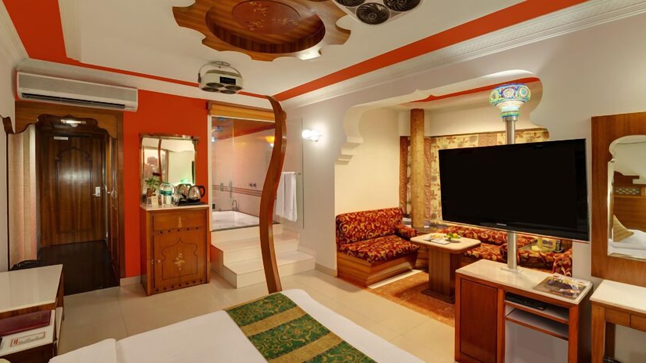 Photo of Bedroom in Fatehabad Road