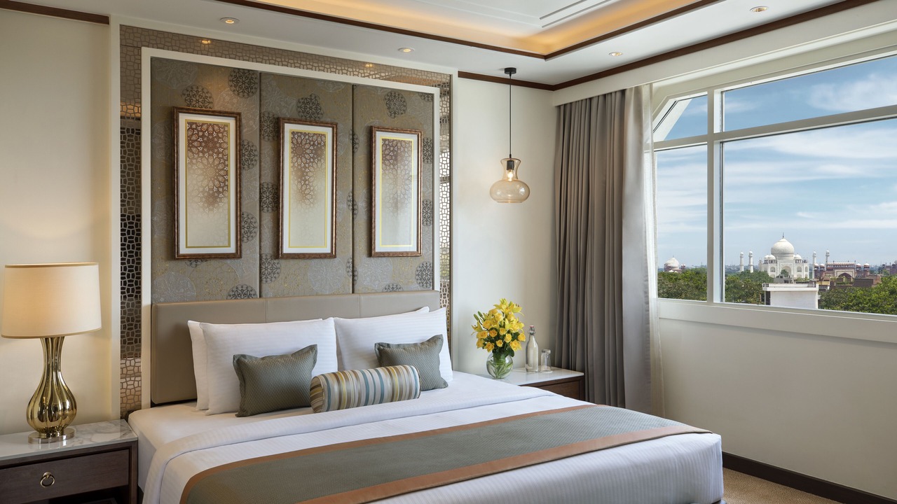 Photo of Bedroom in Taj Ganj