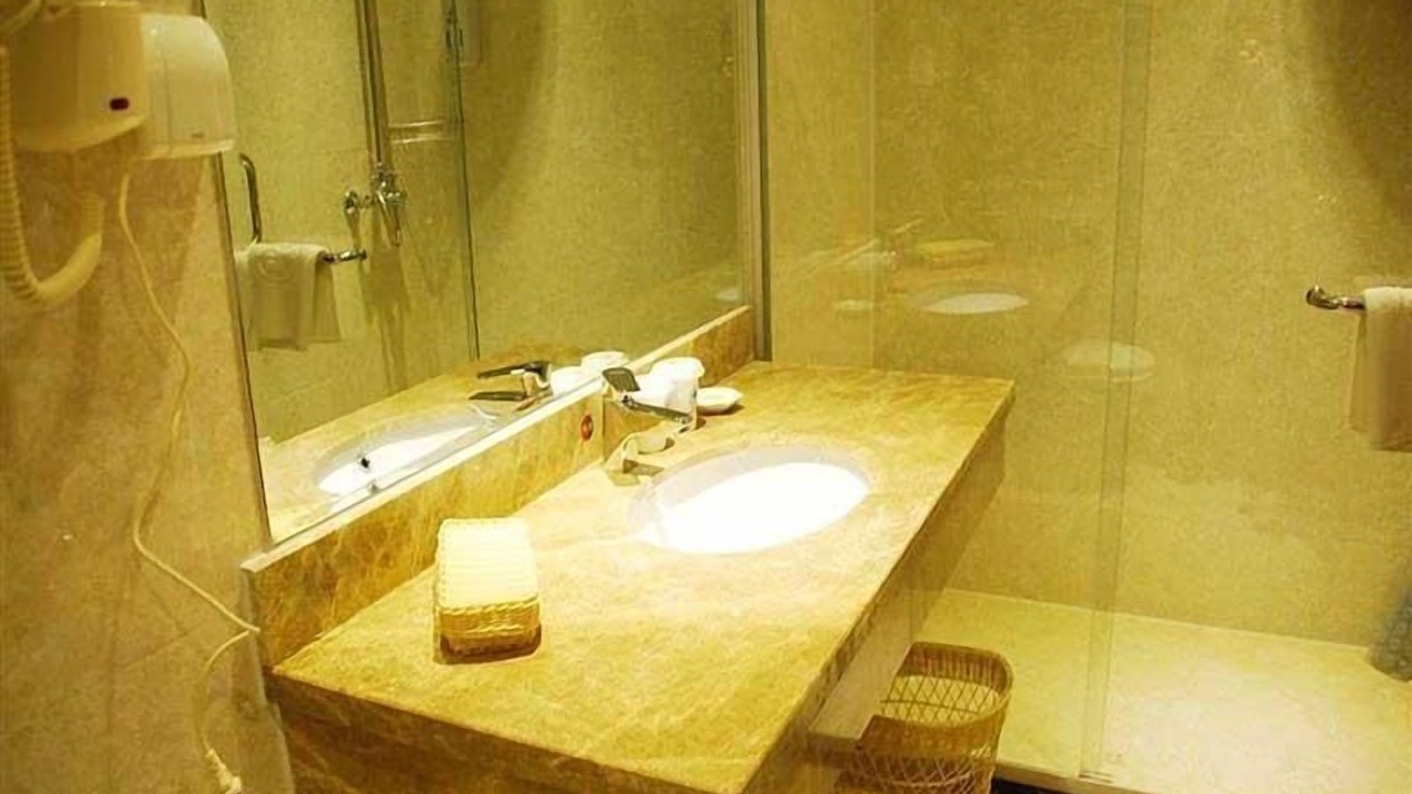 Photo of Bathroom in Dingyuan County