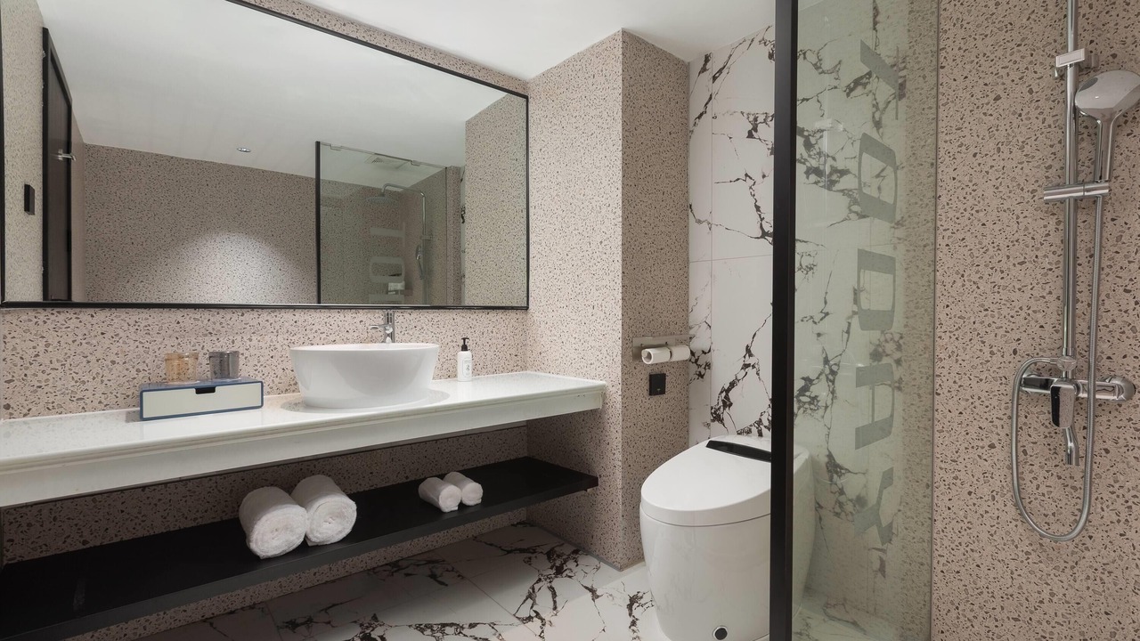 Photo of Bathroom in Yueyanglou District