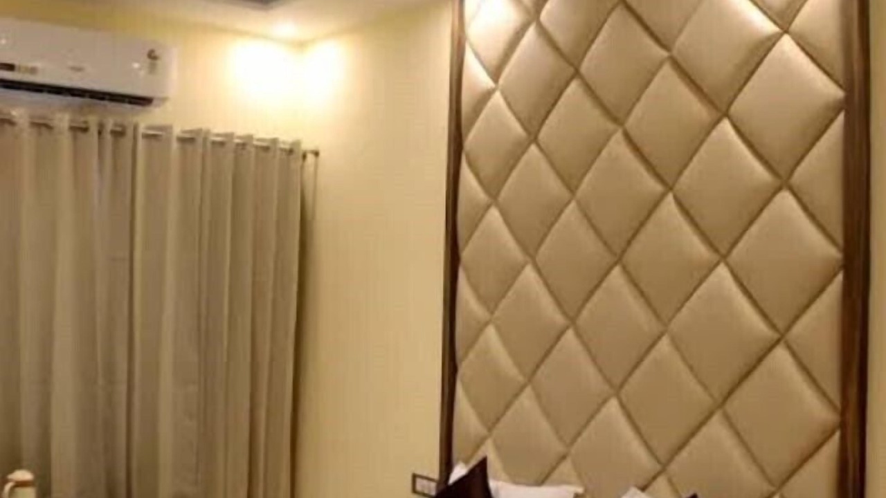 Photo of Bedroom in Charbagh