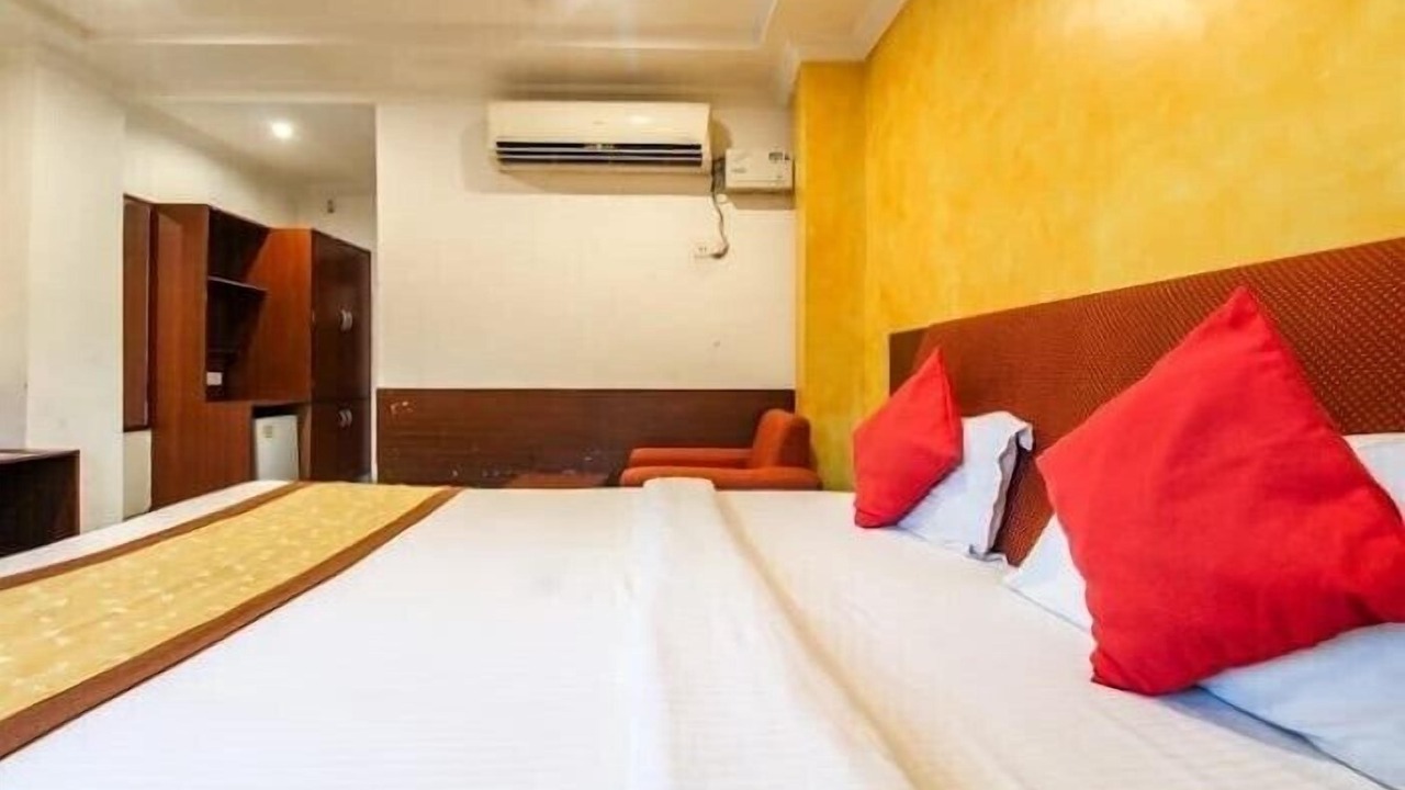Photo of Bedroom in Charbagh