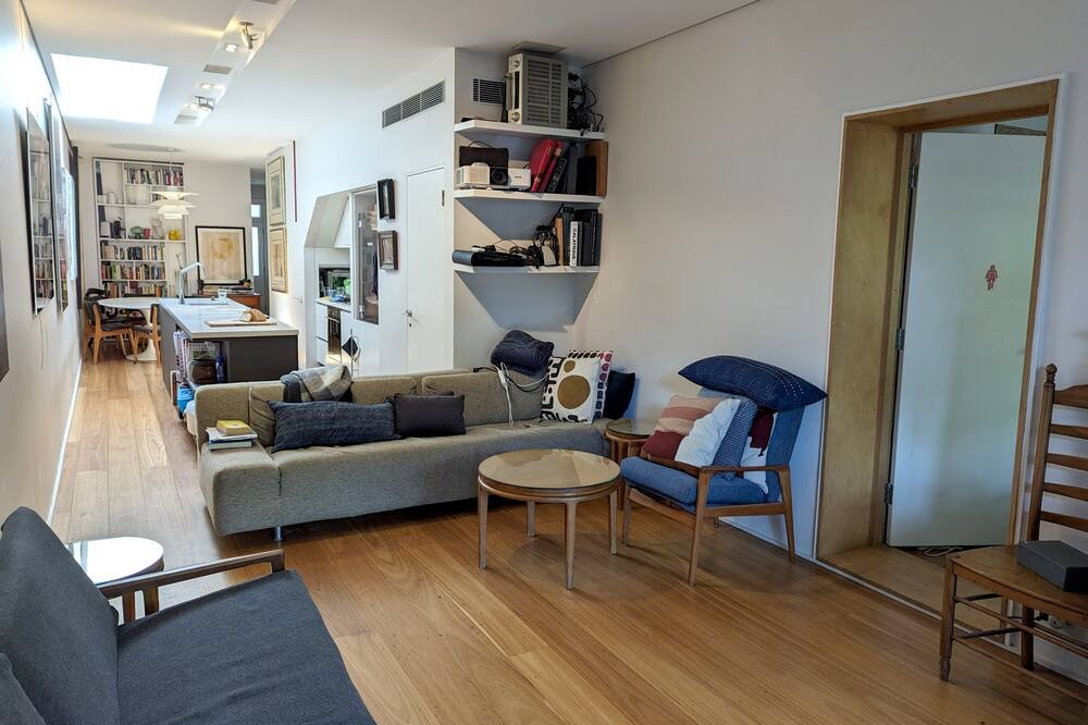 Photo of Livingroom in Erskineville