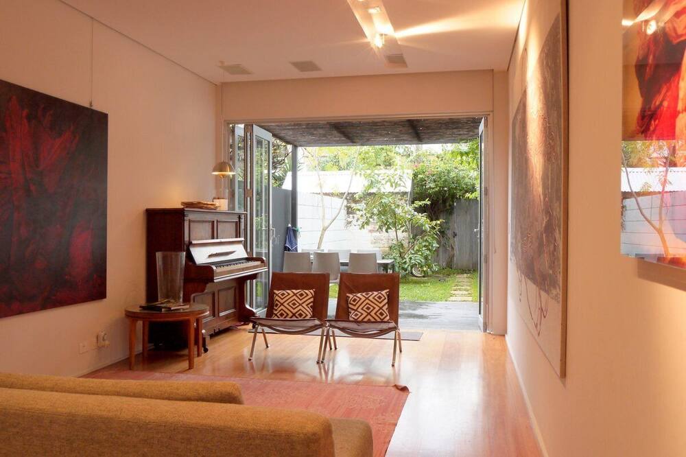Photo of Others in Erskineville