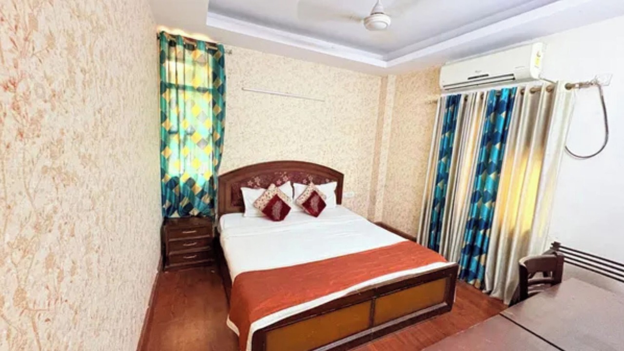 Photo of Bedroom in Safdarjung Enclave