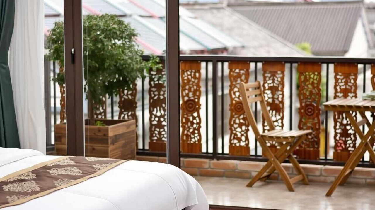 Photo of Bedroom in Dali Ancient Town