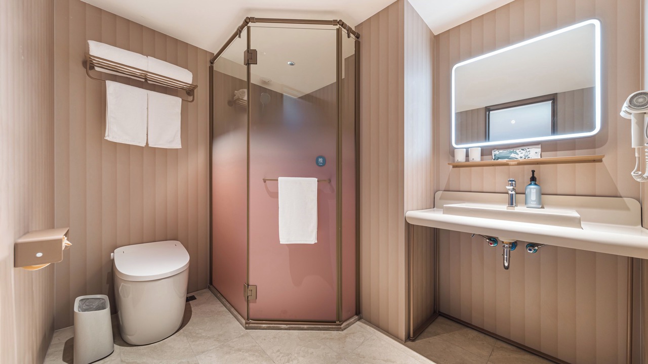 Photo of Bathroom in Longwen District