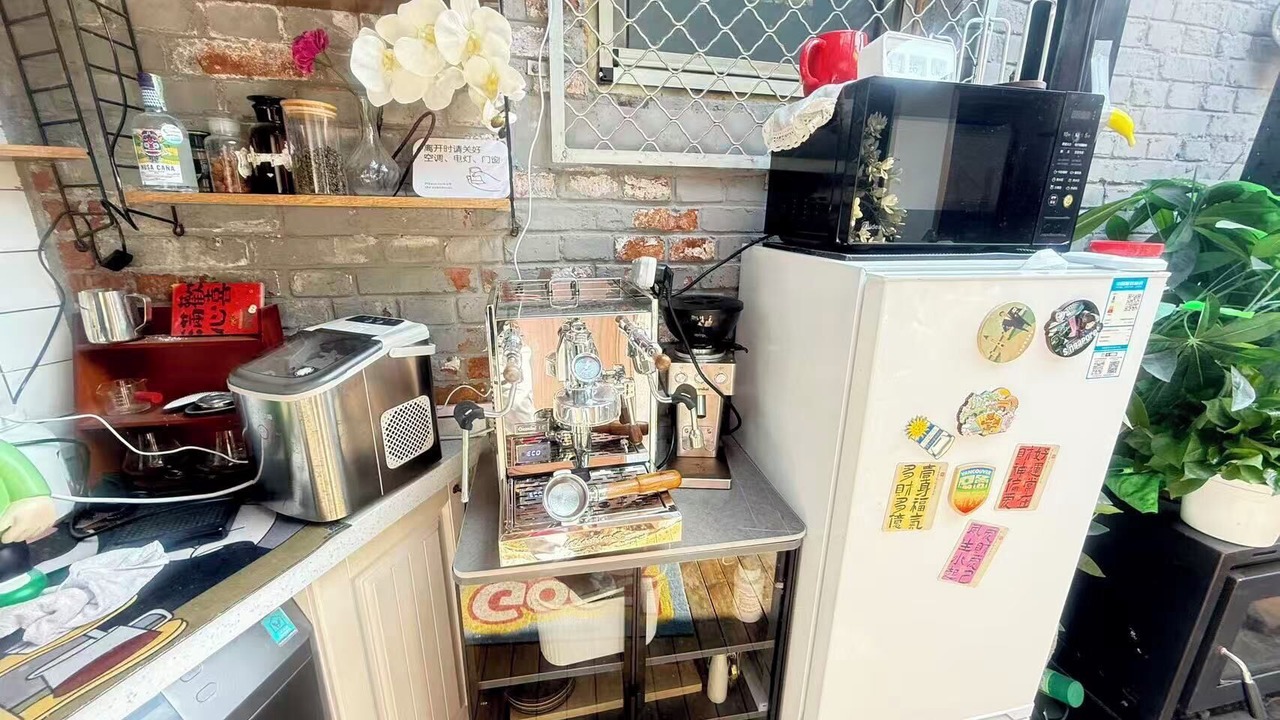 Photo of Kitchen in Downtown Beijing