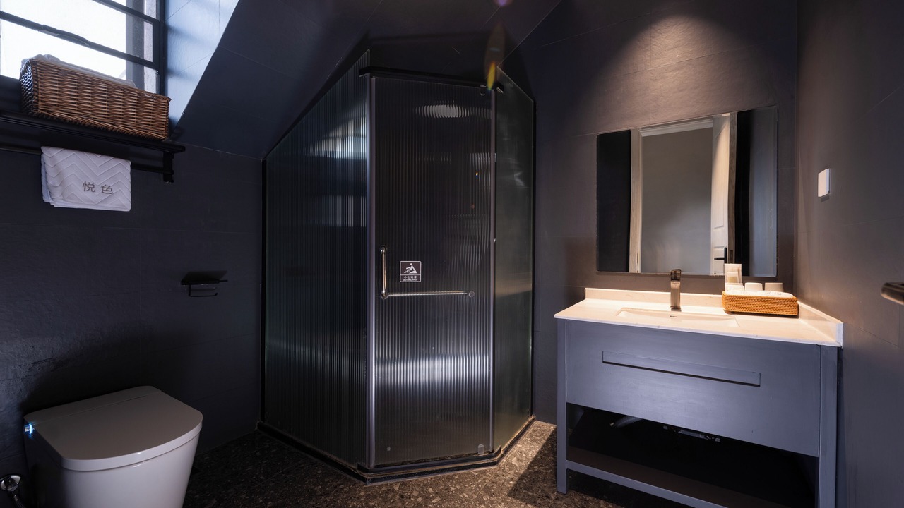 Photo of Bathroom in Haicheng District