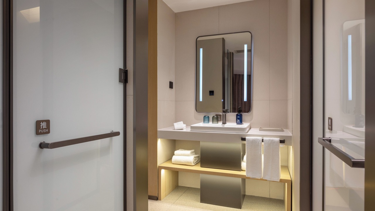 Photo of Bathroom in Laoting County