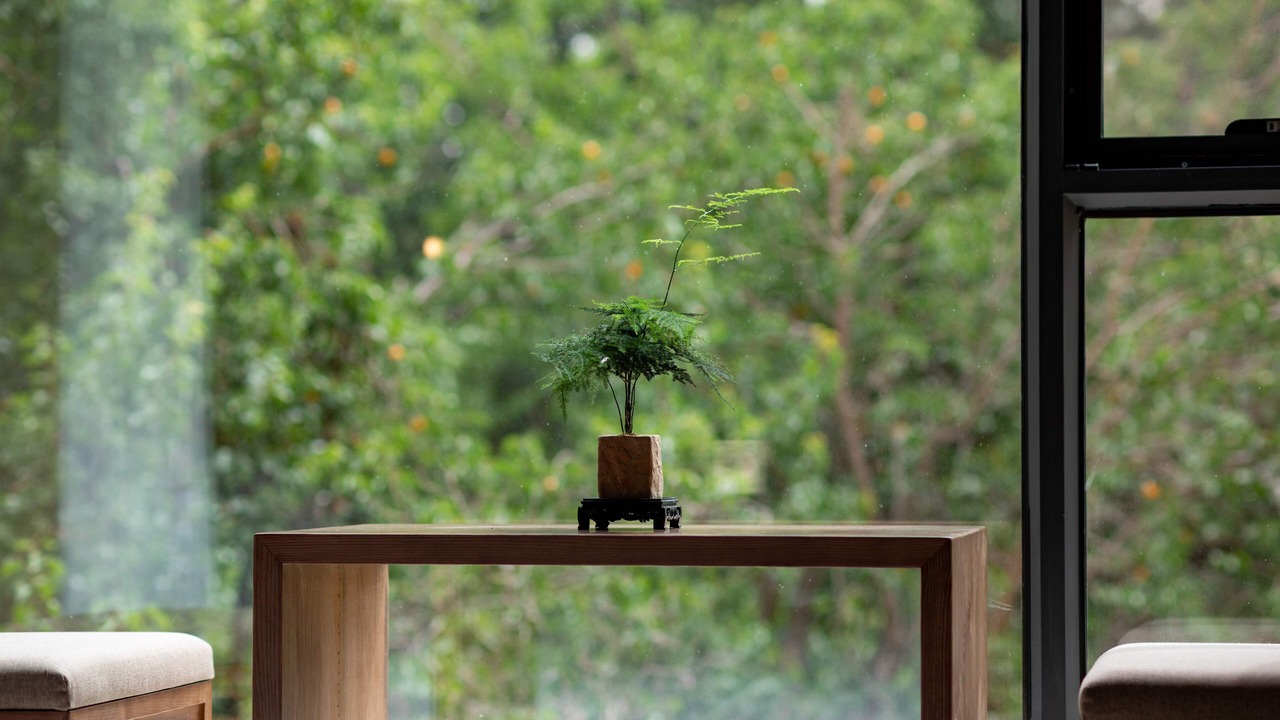 Photo of Bedroom in Mingsha Mountain and Crescent Spring